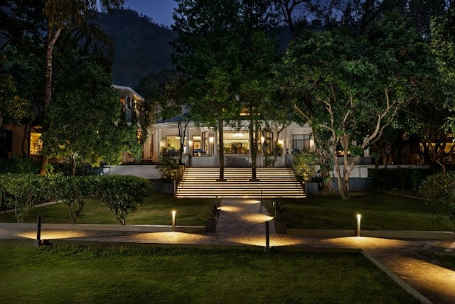 Anand Kashi By The Ganges