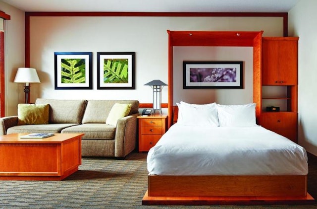 Pan Pacific Whistler Mountainside