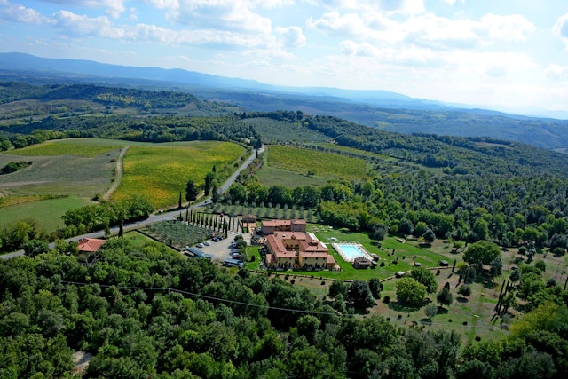 Hotel Casolare Le Terre Rosse