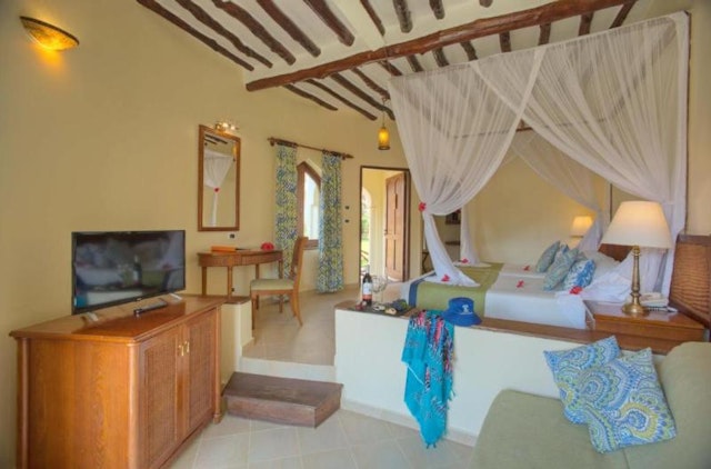 Sultan Sands Island Resort & Spa