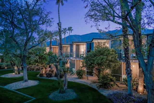 Riviera Resort & Spa Palm Springs