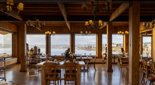 Hotel Cabana del Lago