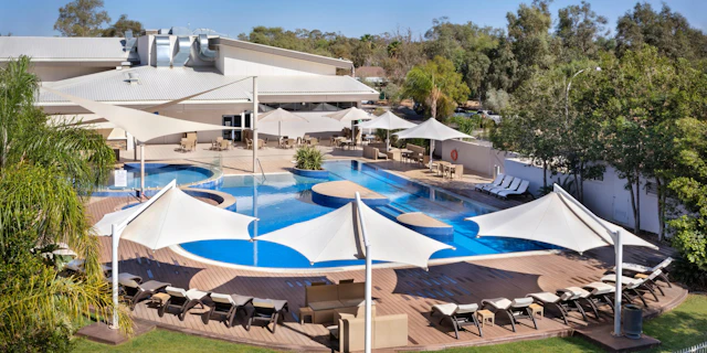 Crowne Plaza Alice Springs Lasseters