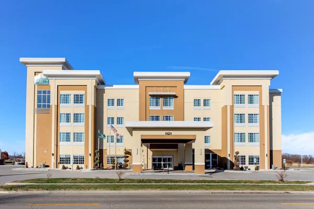 La Quinta Inn & Suites by Wyndham Springfield IL