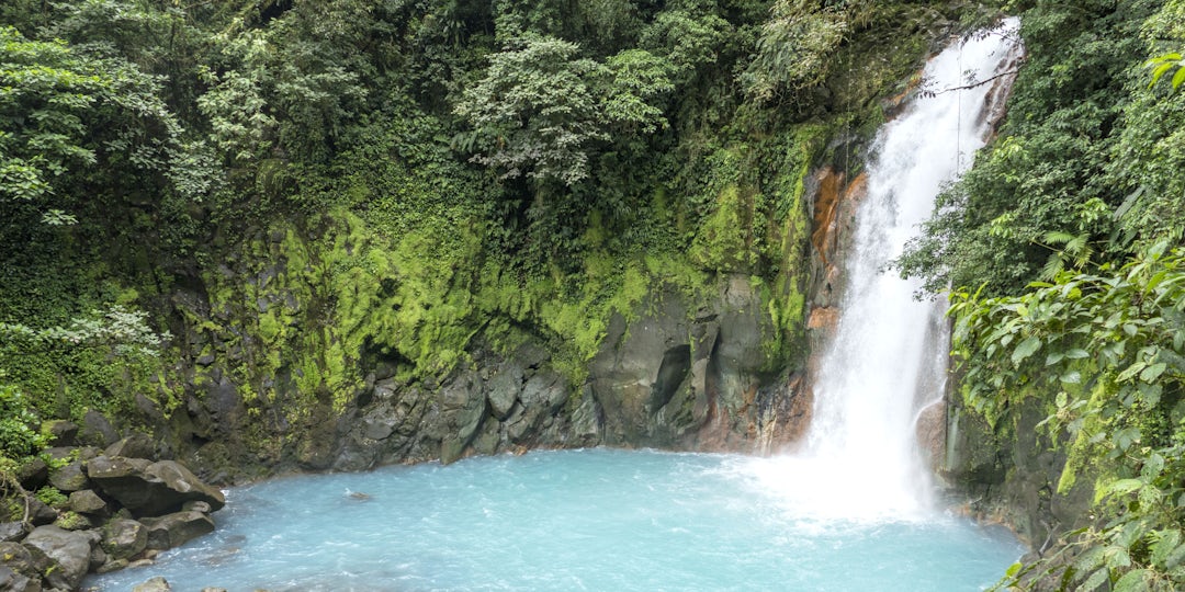 Costa Rica Küste: von der Karibik zum Pazifik