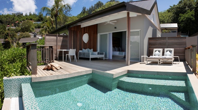 Carana Beach Hotel