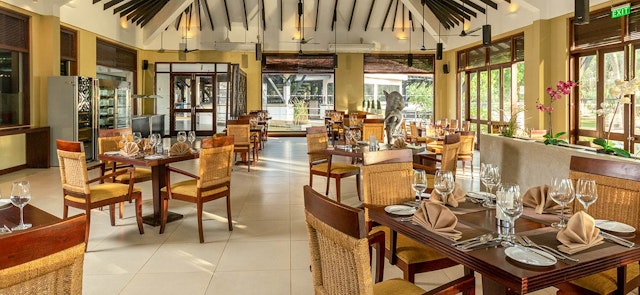 Club Hotel Dolphin Waikkal