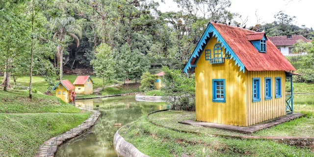 Petropolis-2