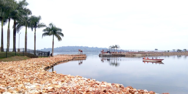 Entebbe-5
