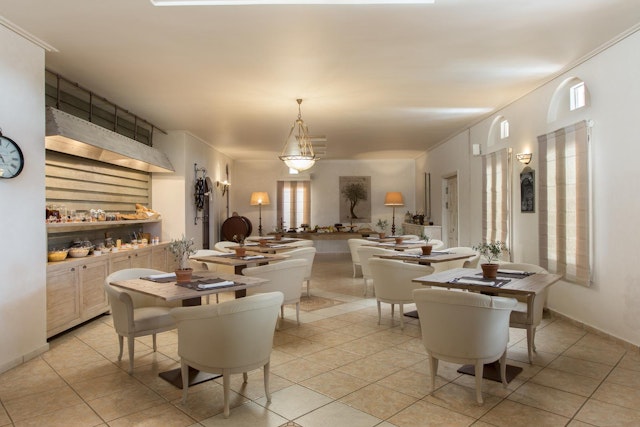 Porto Naxos Hotel