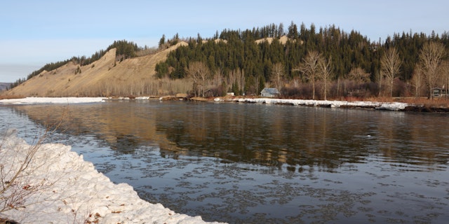 Immersion nature entre montagnes et mer