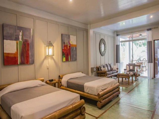 Hotel Plaza Yara
