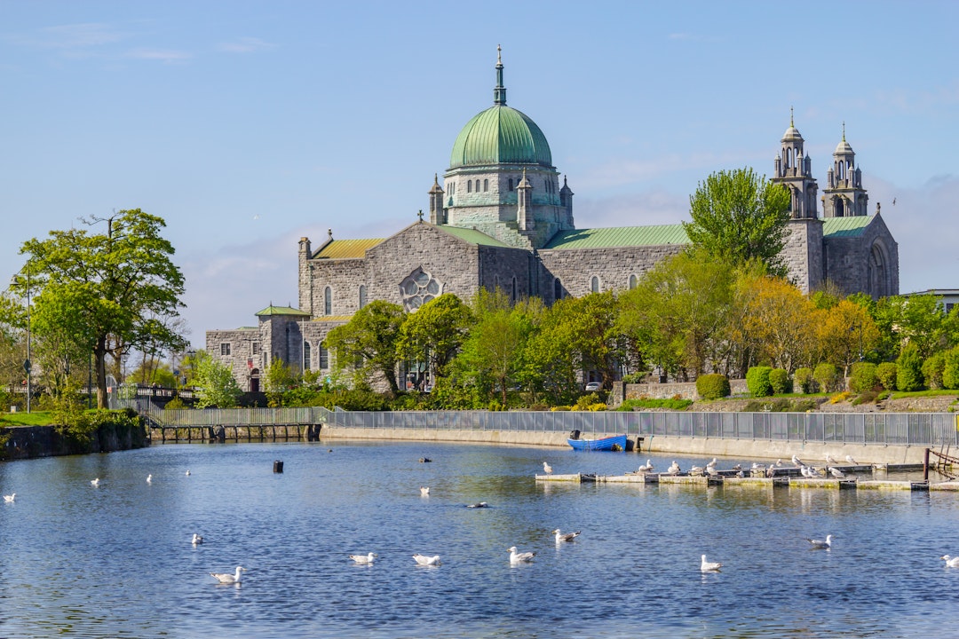 Irland-Rundreise mit Mietwagen und Flug