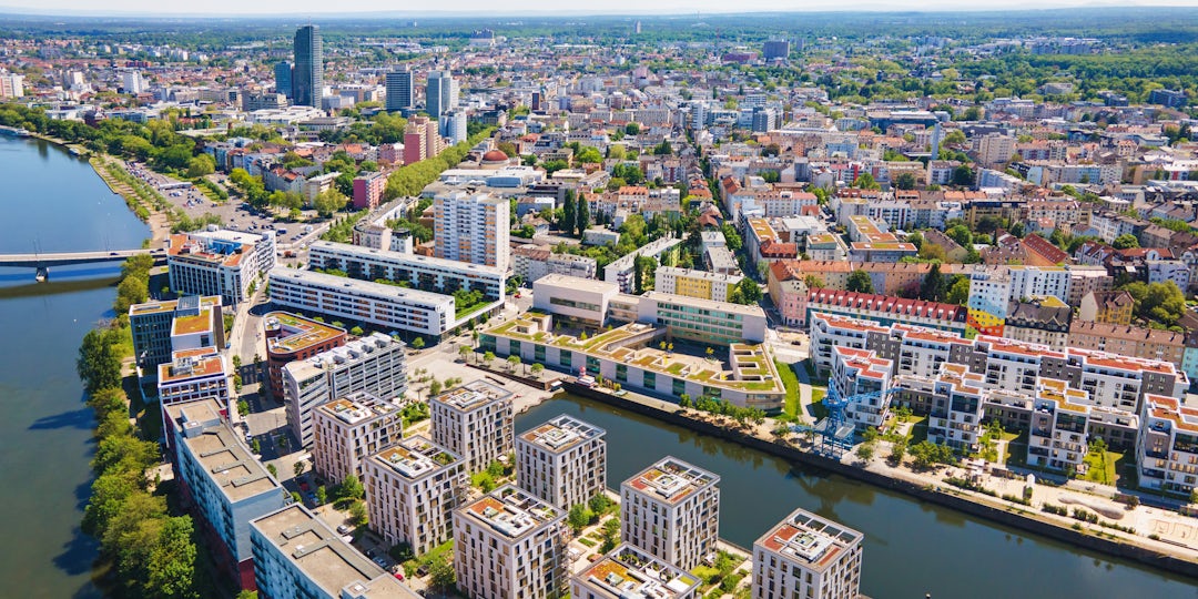 2-Week Germany Itinerary: Northern Capitals, Castles & Lakes