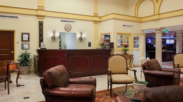 DoubleTree Suites by Hilton Hotel Naples