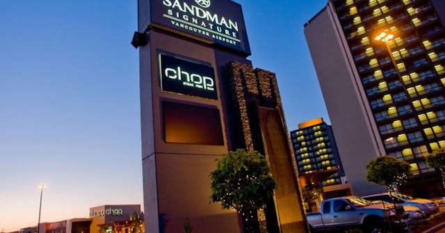 Sandman Signature Vancouver Airport Hotel & Resort