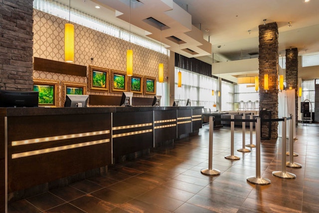 Sandman Signature Vancouver Airport Hotel & Resort