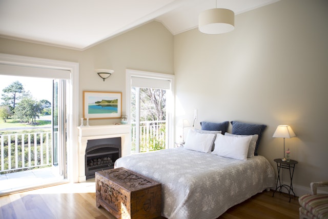 970 Lonely Bay Lodge