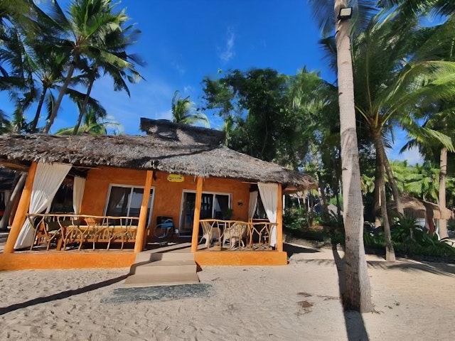 Coco Grove Beach Resort