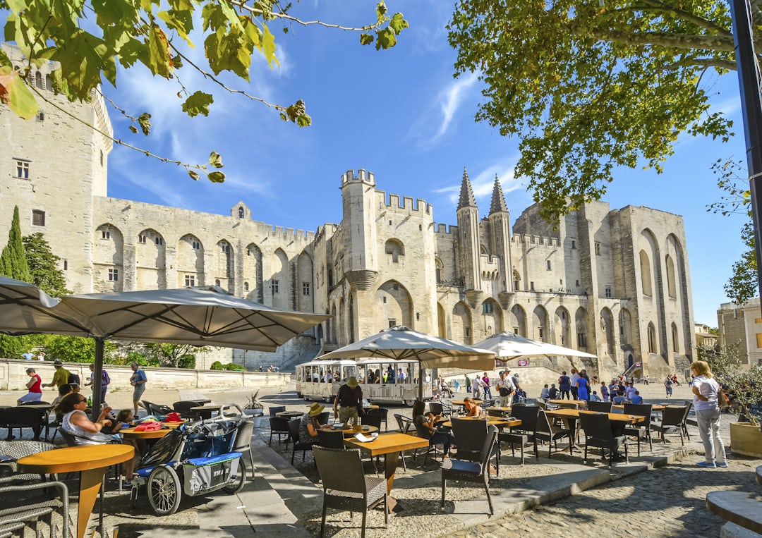 France Itinerary 14 Days: 2-Week Route Through Paris, Bordeaux & the Riviera