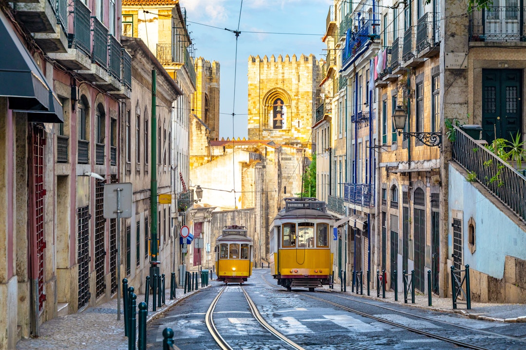 Lisbon and Porto Itinerary: 1 Week in Portugal