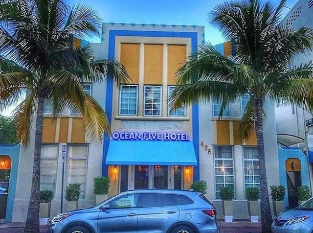 Ocean Five Hotel