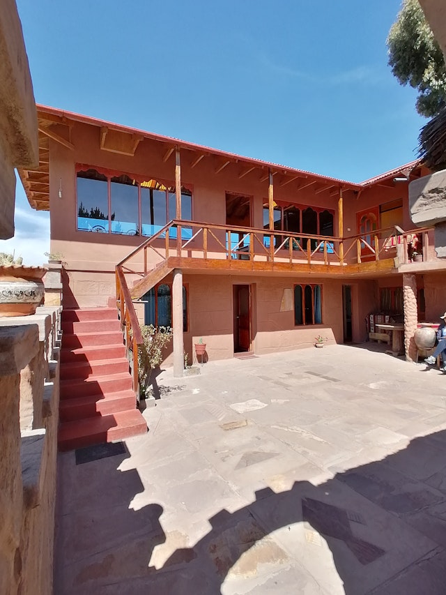 Amantani Island Guesthouse