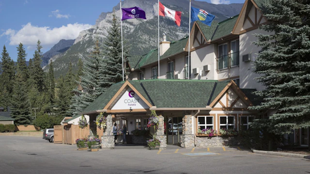 Coast Canmore Hotel & Conference Centre